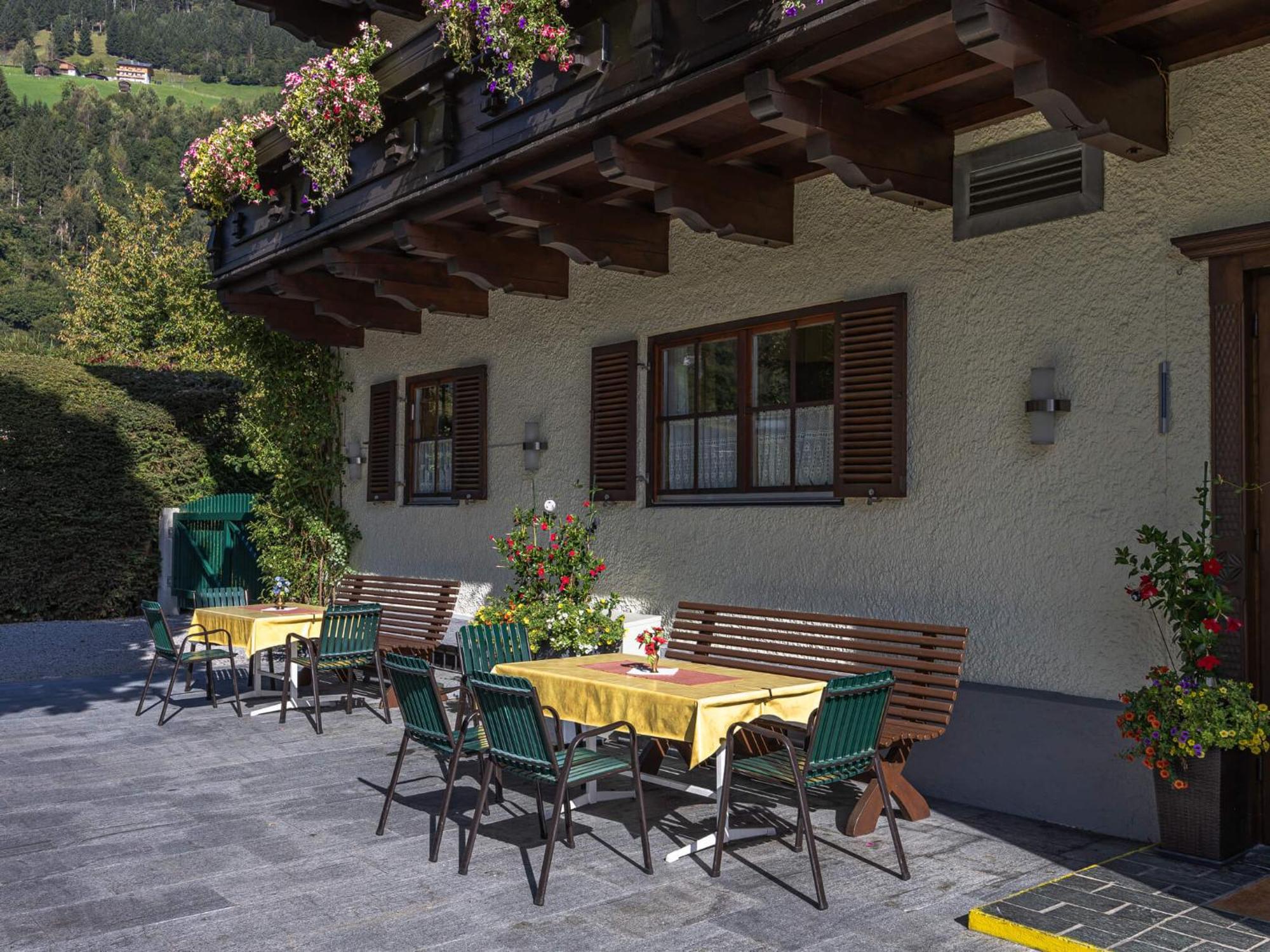 Gaestehaus Bleiweis-Zehentner Zell am See Bagian luar foto