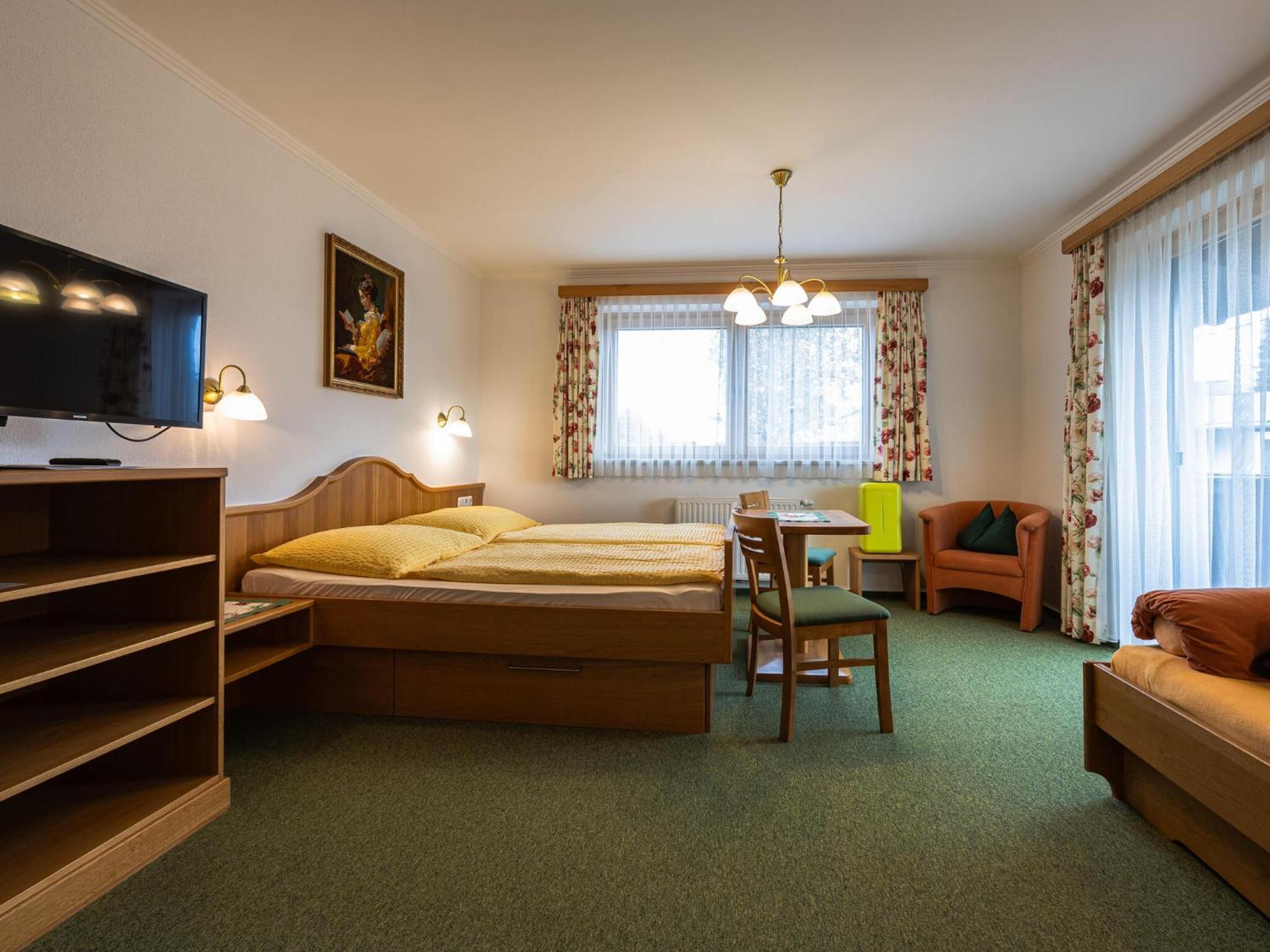 Gaestehaus Bleiweis-Zehentner Zell am See Bagian luar foto